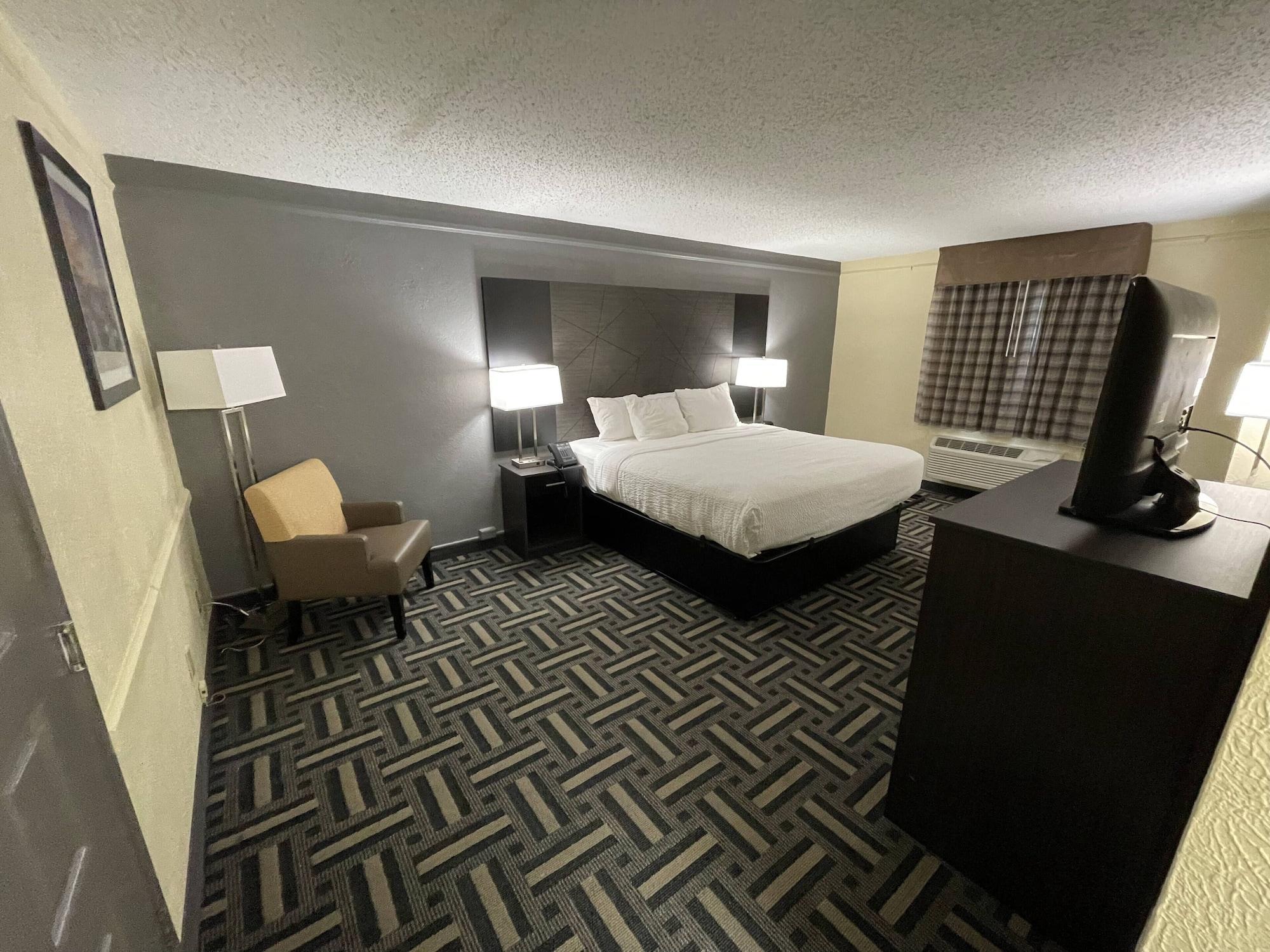 La Quinta Inn By Wyndham Indianapolis Airport Lynhurst Esterno foto